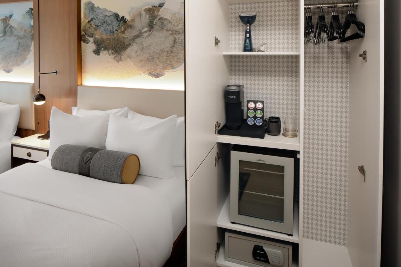 Hotel Indigo Nyc Downtown - Wall Street By Ihg New York Bagian luar foto